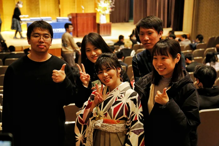 3月